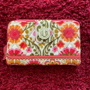 NEVER USED Vera Bradley wallet (tag attached)